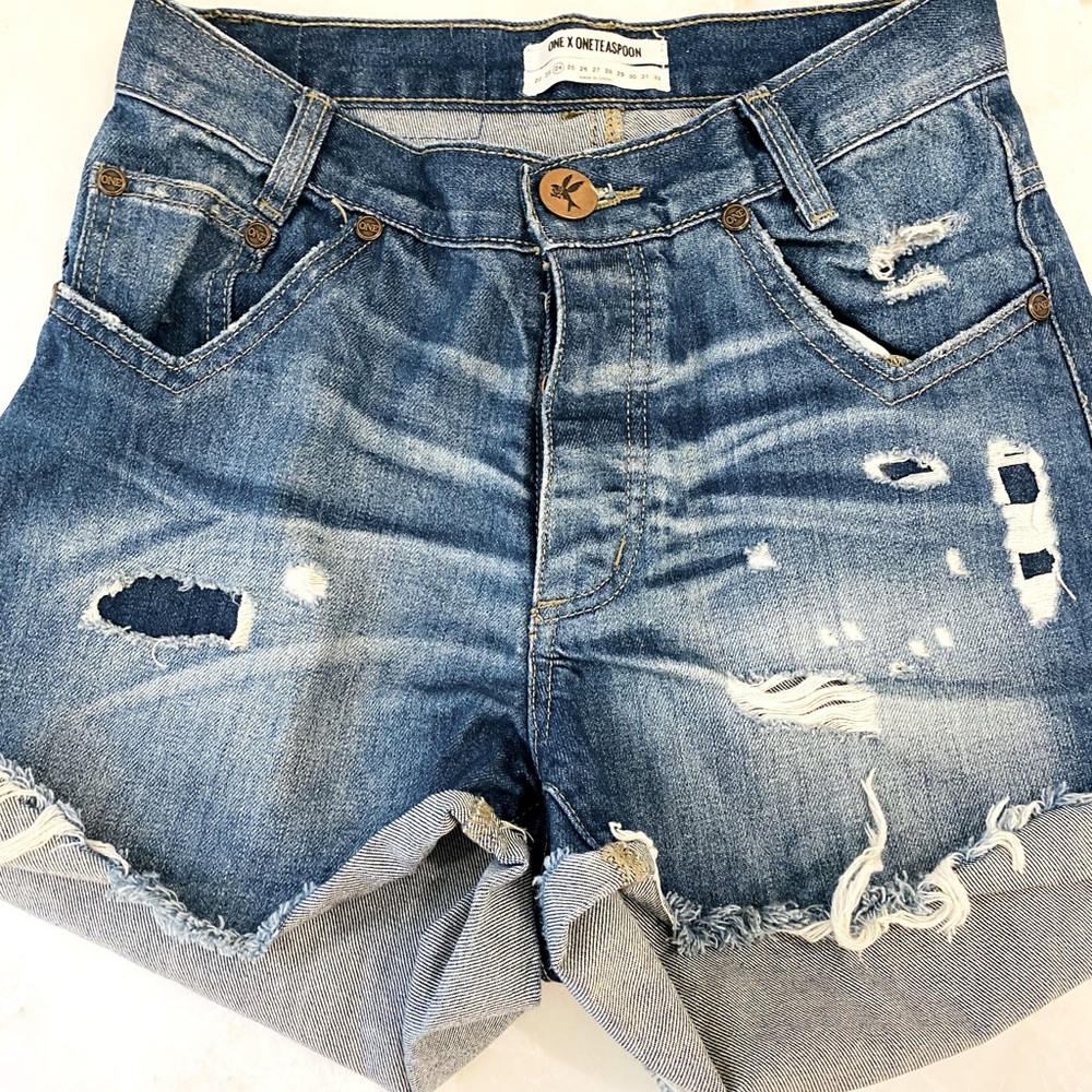 Onexone teaspoon *HAWKS* Distressed Denim Women Shorts